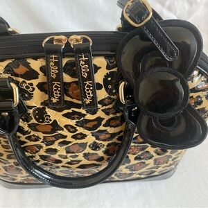 Vtg Hello Kitty LoungeFly Sanrio Leopard Patent HK Logo Embossed Dome Tote Y2K